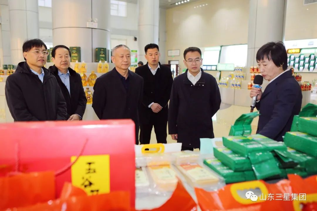 鄒平市副市長(cháng)提名候選人李群一行來(lái)山東三星集團調研