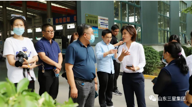 “聚焦九大工程 建設先進(jìn)制造業(yè)強市 獻禮二十大”鄒平市行進(jìn)式主題采訪(fǎng)活動(dòng)走進(jìn)山東三星集團