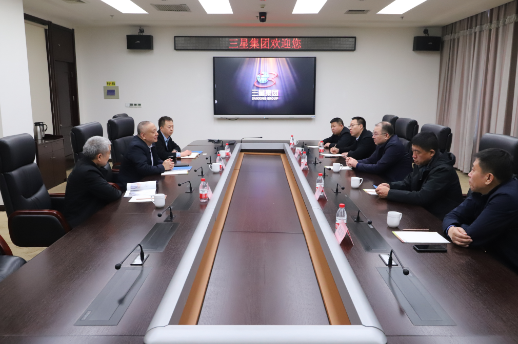吉林白城工業(yè)園區領(lǐng)導來(lái)山東三星集團交流座談