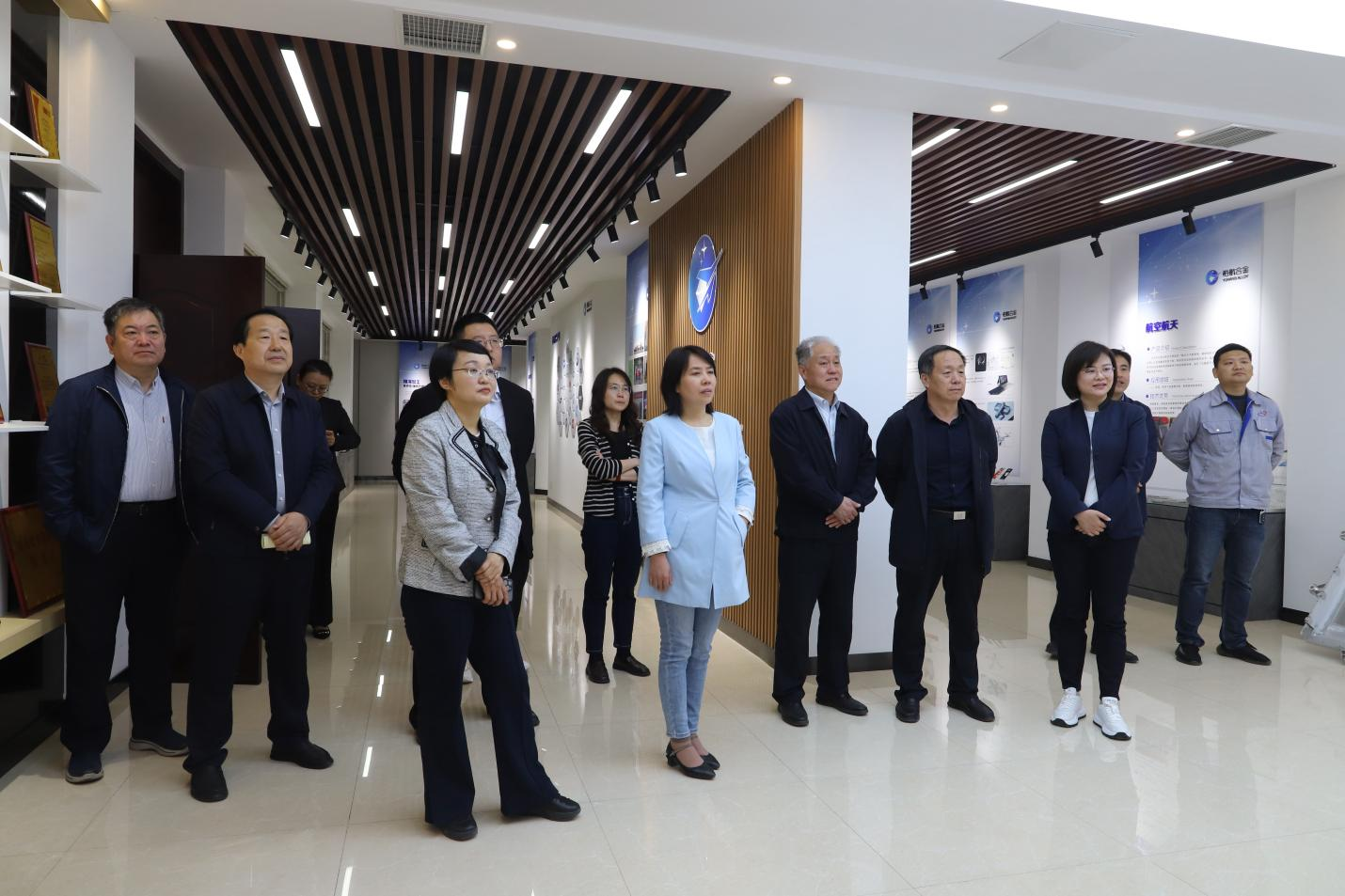 省發(fā)展改革委財金信用處處長(cháng)沈秀莉來(lái)山東三星集團調研