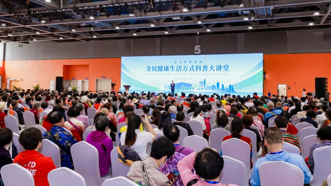 長(cháng)壽花“二酯油”再綻品牌實(shí)力 賦能全民健康生活煥新升級 一起為健康加油