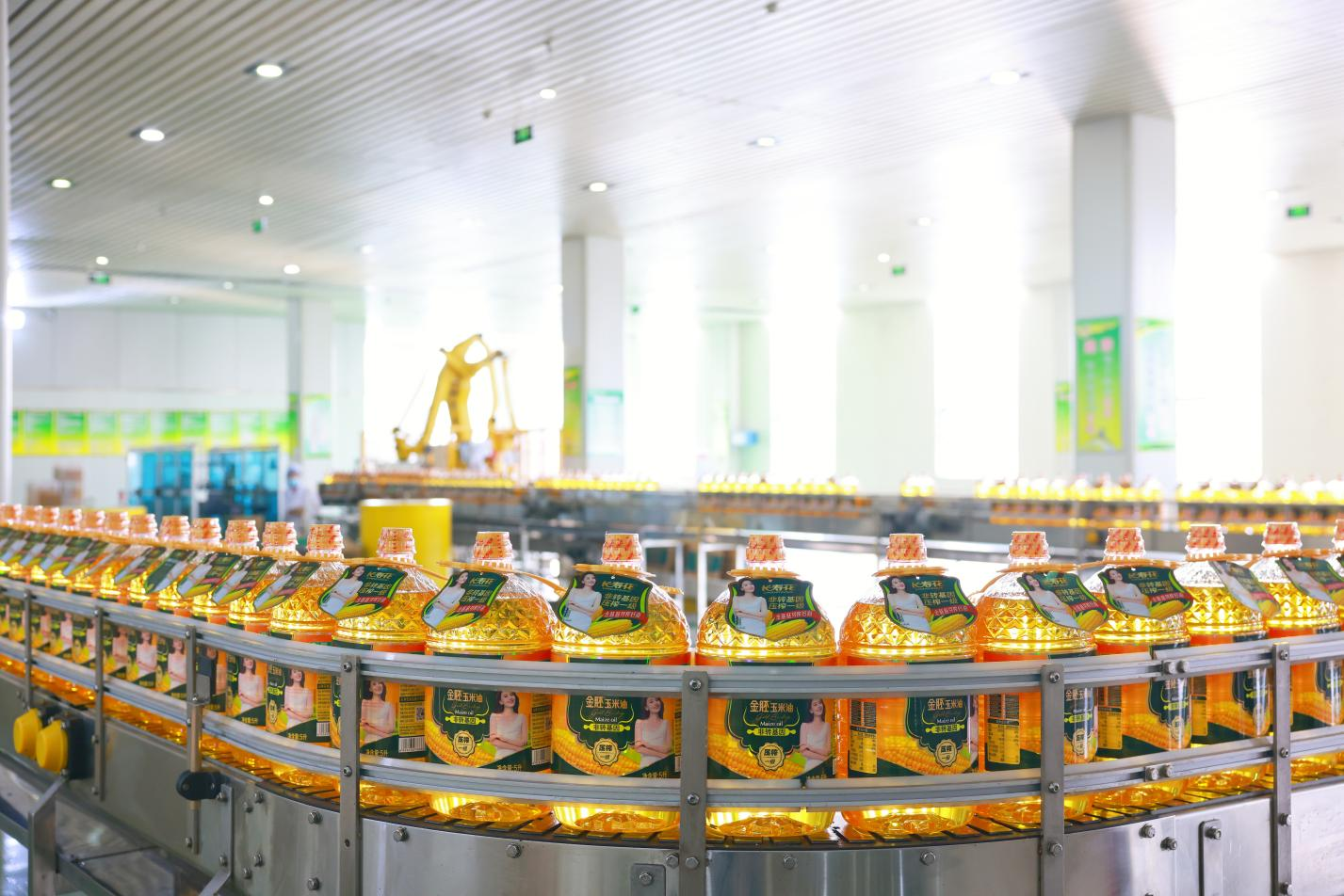 長(cháng)壽花金胚玉米油成功入選全國綠色食品標識使用典范名錄