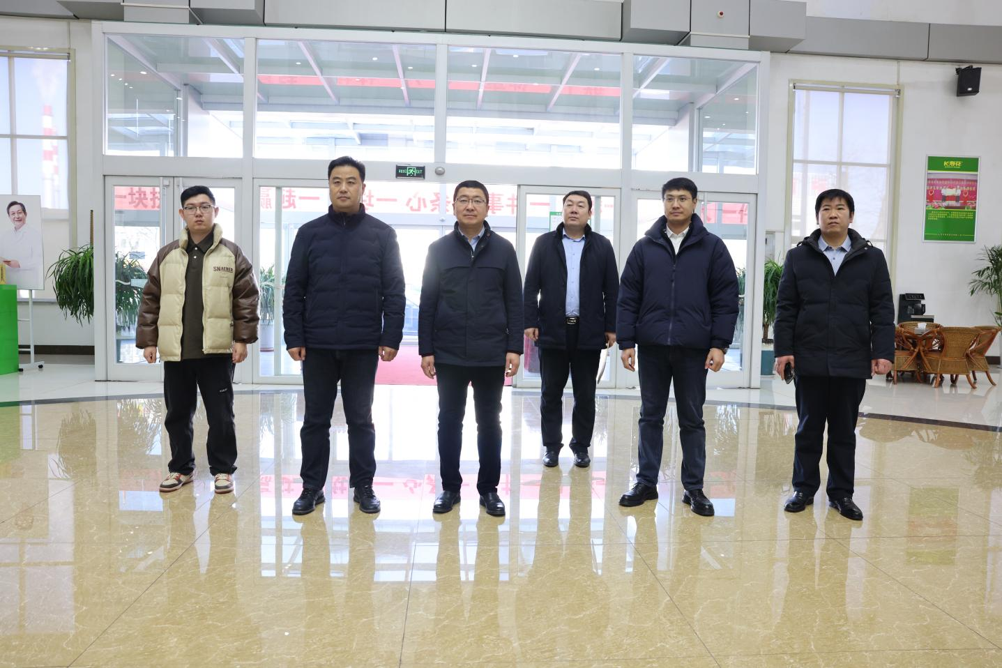 內蒙古巴彥淖爾市投資促進(jìn)中心考察團來(lái)山東三星集團考察