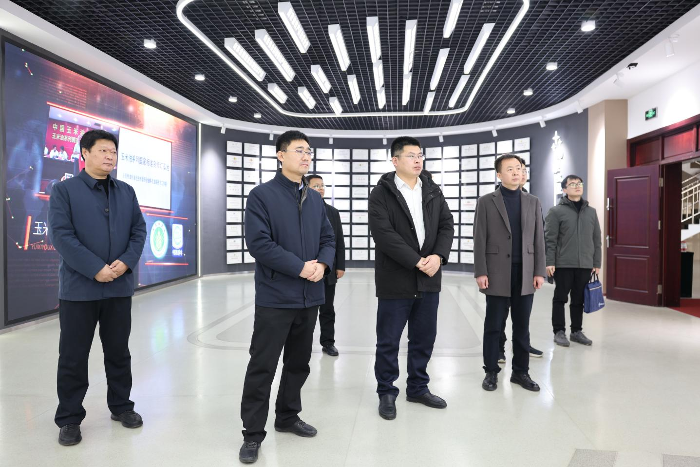 博興縣委社會(huì )工作部來(lái)山東三星集團考察學(xué)習