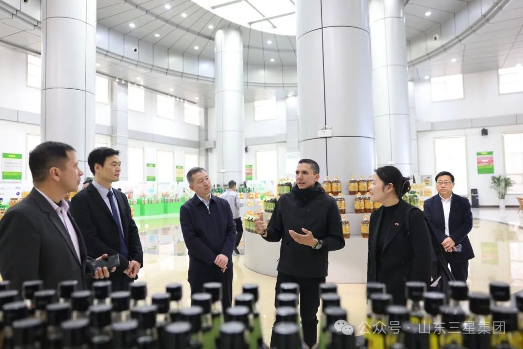 委內瑞拉Diana 食品公司總裁費利克斯·羅梅羅一行來(lái)山東三星集團考察合作