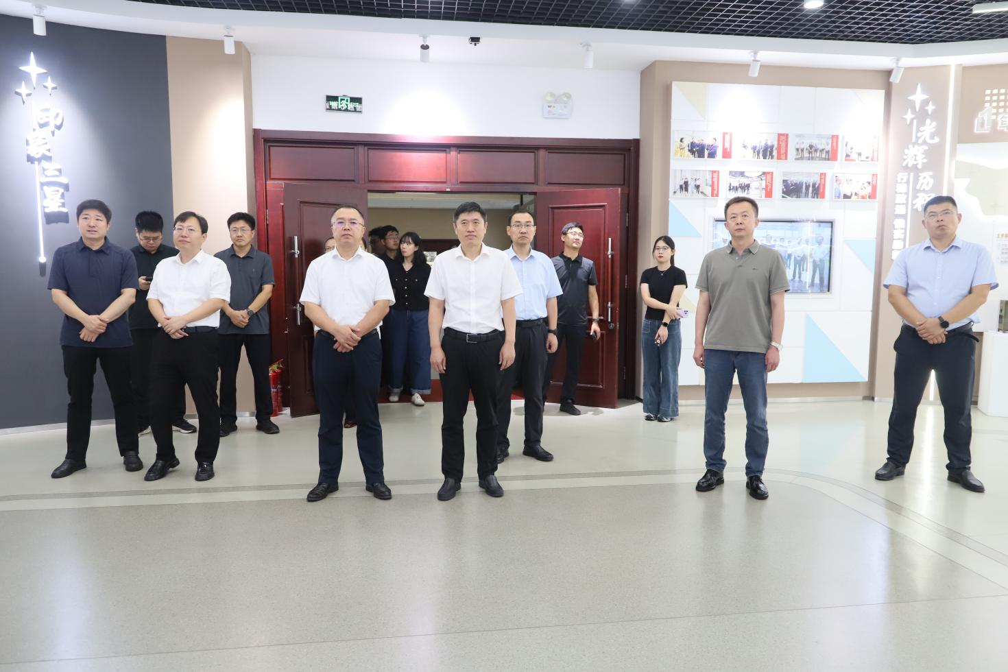 博興縣委常委、組織部部長(cháng)黃廣憲帶隊來(lái)山東三星集團調研