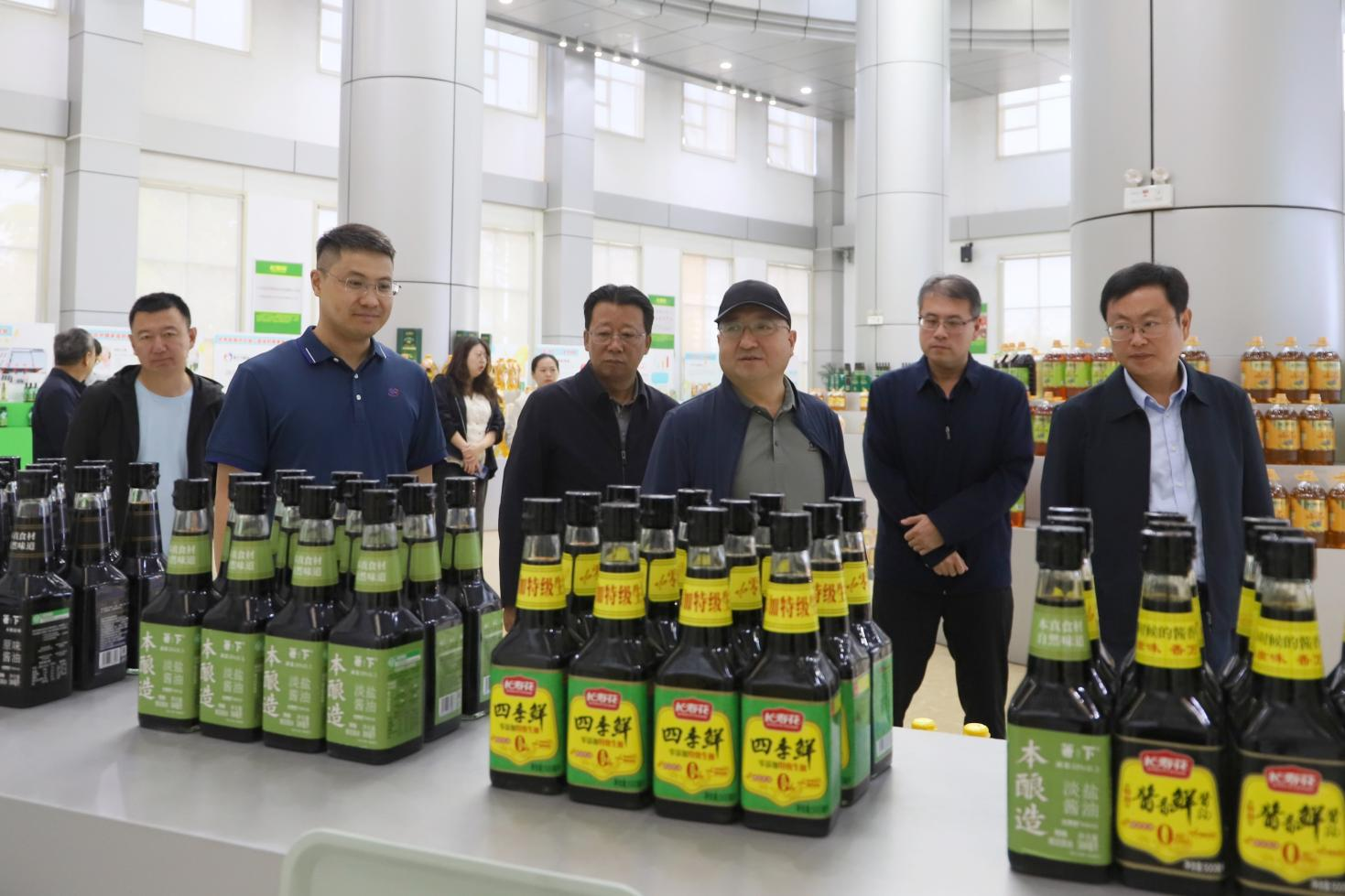 甘肅省金昌市糧食和物資儲備局考察組來(lái)山東三星集團考察