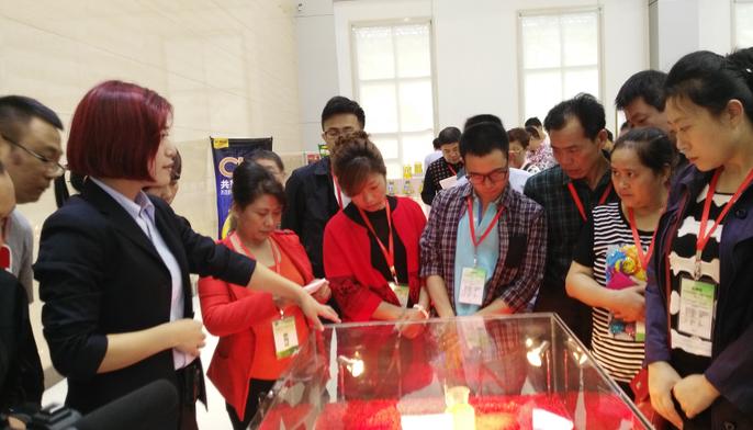 “金胚好油 有你見(jiàn)證” 2015長(cháng)壽花金胚源頭探訪(fǎng)之旅正式啟動(dòng)