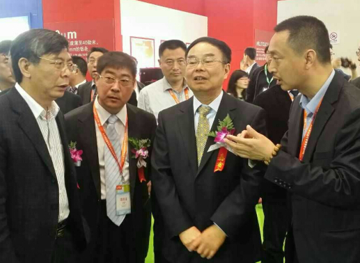 山東裕航攜高精尖產(chǎn)品亮相“2015中國交通用鋁展覽會(huì )”